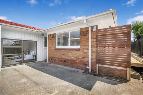 Photo of property in 2/5 Elizabeth Avenue, Papatoetoe, Auckland, 2025