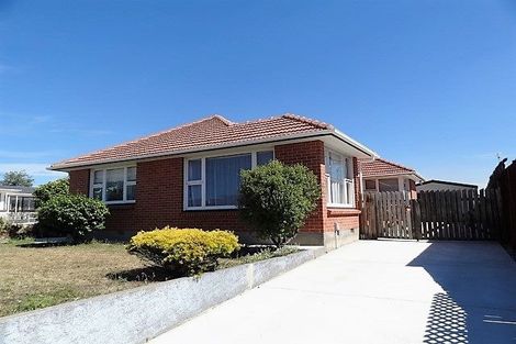 Photo of property in 54 Bickerton Street, Wainoni, Christchurch, 8061