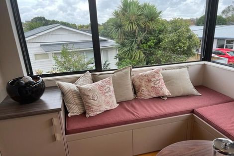 Photo of property in 2/33 Harley Road, Takapuna, Auckland, 0622