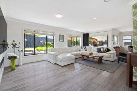 Photo of property in 34 Intrepid Crescent, Beachlands, Auckland, 2018