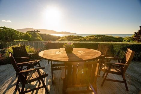 Photo of property in 23 Ara Kuaka, Waikanae Beach, Waikanae, 5036