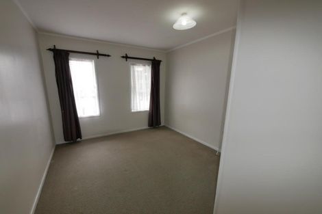 Photo of property in 9 Pinedale Place, Henderson, Auckland, 0610