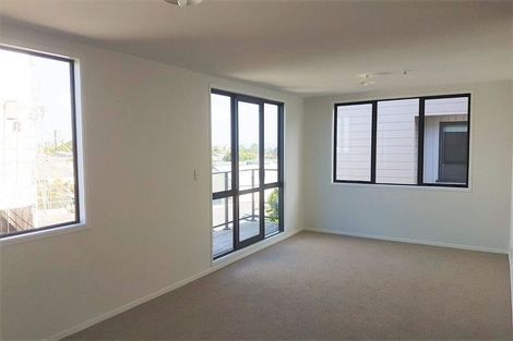 Photo of property in 69/68 Mountain Road, Mount Wellington, Auckland, 1072