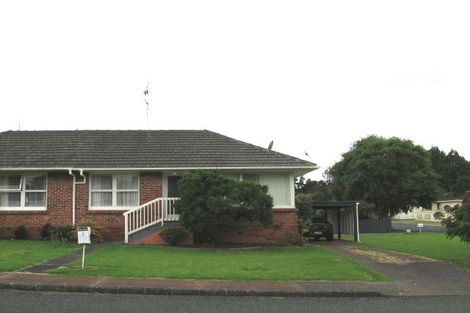 Photo of property in 13/1 Stanaway Street, Hillcrest, Auckland, 0627