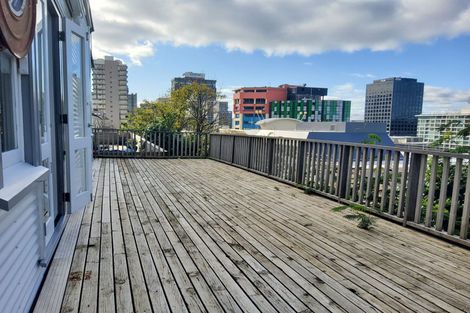 Photo of property in 221a The Terrace, Wellington Central, Wellington, 6011