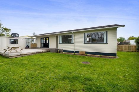 Photo of property in 10 Karaka Street, Inglewood, 4330