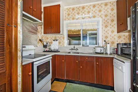 Photo of property in 11 Radcliffe Street, Kensington, Whangarei, 0112