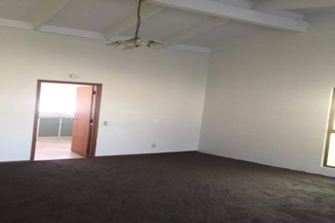 Photo of property in 2/156 Hutchinson Avenue, New Lynn, Auckland, 0600