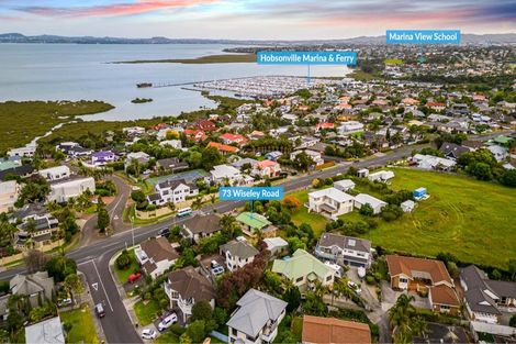 Photo of property in 73 Wiseley Road, West Harbour, Auckland, 0618