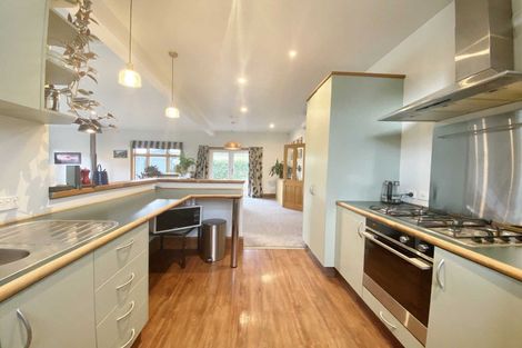 Photo of property in 91 Somerfield Street, Somerfield, Christchurch, 8024