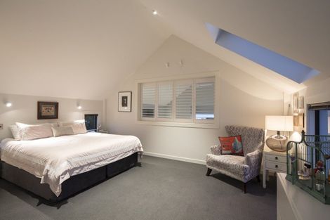 Photo of property in 5 Scenic Drive, Drift Bay, Queenstown, 9371