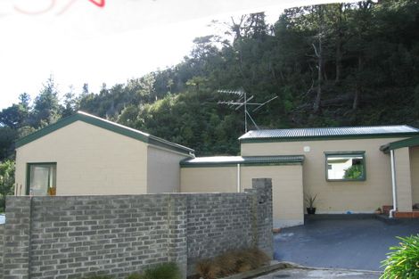 Photo of property in 131 Manuka Street, Stokes Valley, Lower Hutt, 5019