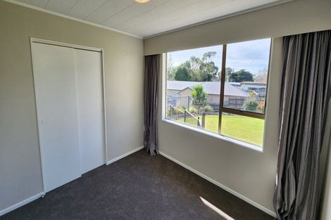 Photo of property in 17 Antonia Place, Bell Block, New Plymouth, 4312