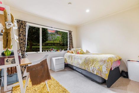 Photo of property in 29 Killygordon Place, Massey, Auckland, 0614