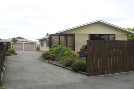 Photo of property in 14 Valerie Place, Redwood, Christchurch, 8051