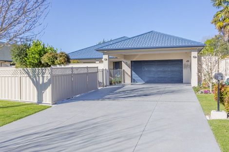 Photo of property in 8 Park Lane, Greenmeadows, Napier, 4112