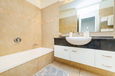 Photo of property in 9 Rosalie Terrace, Kelvin Grove, Palmerston North, 4414