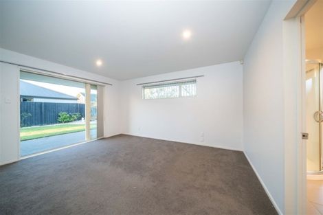 Photo of property in 3 Cyclamen Place, Aidanfield, Christchurch, 8025