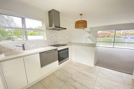 Photo of property in 1/36 Sandiacre Way, Browns Bay, Auckland, 0630