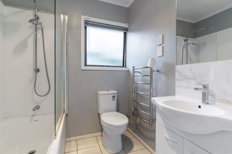 Photo of property in 1/37 Simon Ellice Drive, Bayview, Auckland, 0629