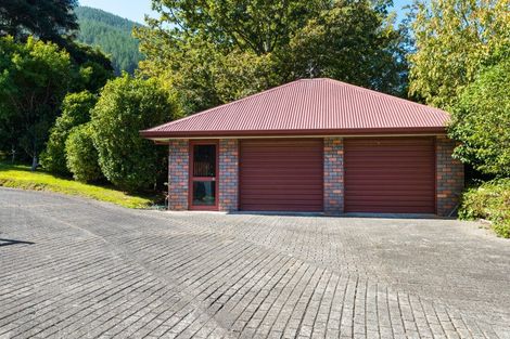 Photo of property in 5078 Kenepuru Road, Ohauparuparu Bay, Picton, 7282