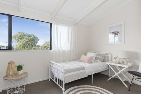 Photo of property in 1/11 Robins Road, Judea, Tauranga, 3110