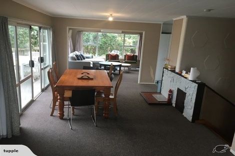 Photo of property in 14 Eruini Street, Waikanae Beach, Waikanae, 5036