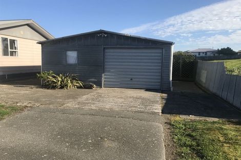 Photo of property in 44 Wicklow Street, Clifton, Invercargill, 9812