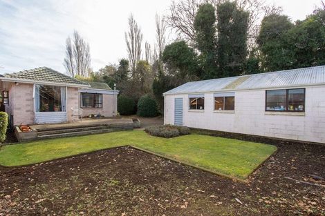 Photo of property in 6 Rathlin Street, Redwood, Christchurch, 8051