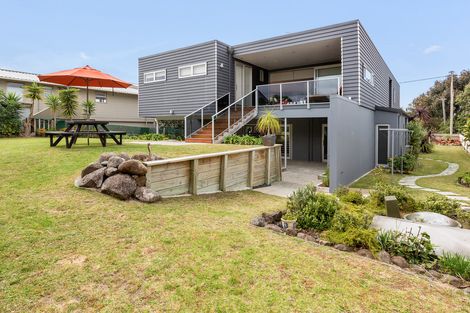 Photo of property in 23 Wehiwehi Road, Matapouri, Whangarei, 0173