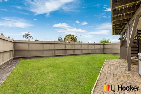Photo of property in 189 Carnoustie Drive, Wattle Downs, Auckland, 2103