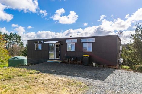 Photo of property in 439 Franklin Road, Paparoa, 0571