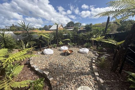 Photo of property in 9a Shadon Place, Stanmore Bay, Whangaparaoa, 0932