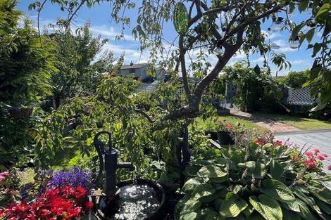 Photo of property in 12 Parsonage Road, Waimate, 7924