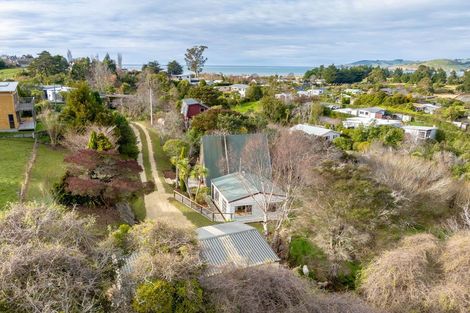 Photo of property in 15 Bank Road, Warrington, Waikouaiti, 9471