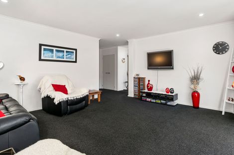 Photo of property in 56 Fairfax Crescent, Pyes Pa, Tauranga, 3112