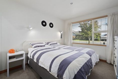 Photo of property in 5 Meadowstone Drive, Wanaka, 9305