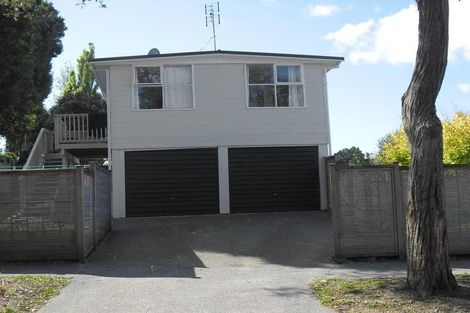 Photo of property in 1/2 Prebble Place, Mission Bay, Auckland, 1071