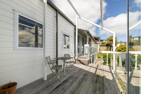 Photo of property in 12 Balmoral Lane, Redcliffs, Christchurch, 8081