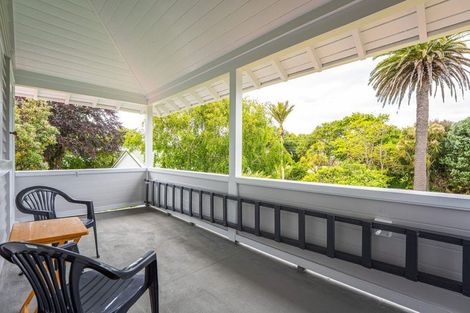 Photo of property in 52 Parsons Street, Saint Johns Hill, Whanganui, 4501