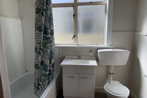 Photo of property in 486 Ferguson Street, Hokowhitu, Palmerston North, 4410