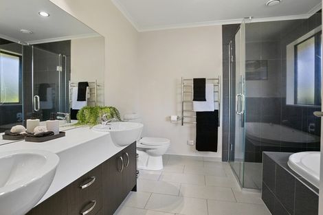 Photo of property in 35 Middle Road, Rukuhia, Hamilton, 3282