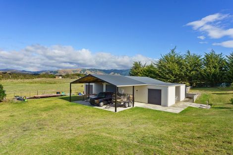 Photo of property in 78 Sims Road, Te Horo Beach, Otaki, 5581