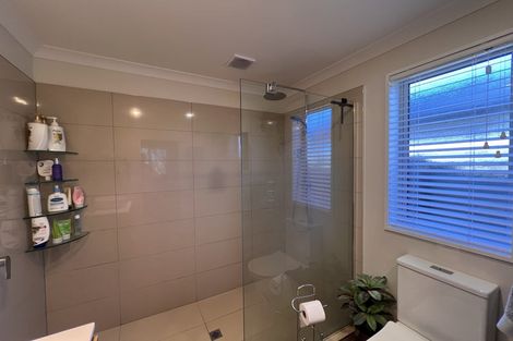 Photo of property in 14 Pounamu Place, Pegasus, 7612