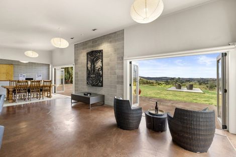 Photo of property in 165b Te Hutewai Road, Raglan, 3296