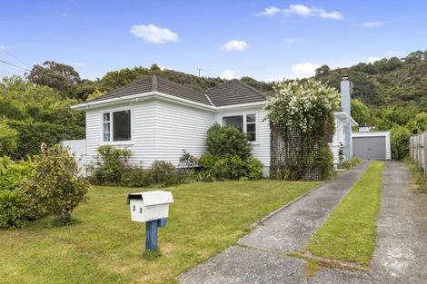 Photo of property in 203 Wellington Road, Wainuiomata, Lower Hutt, 5014