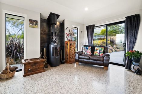 Photo of property in 9 Goddard Way, Sawyers Bay, Port Chalmers, 9023