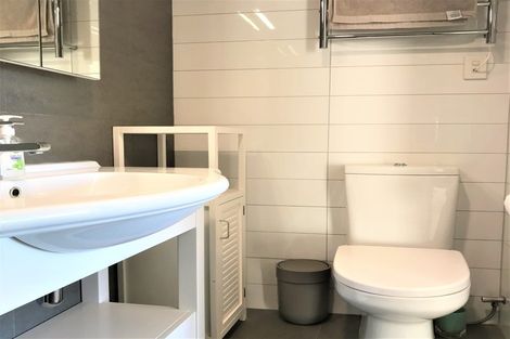 Photo of property in 2c/10 Augustus Terrace, Parnell, Auckland, 1052