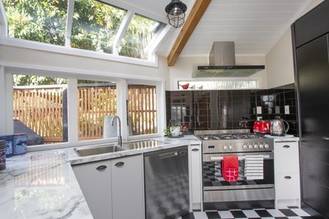 Photo of property in 124 Tirohanga Drive, Whangamata, 3620