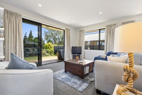 Photo of property in 31 Dreaver Drive, Waitara, 4320